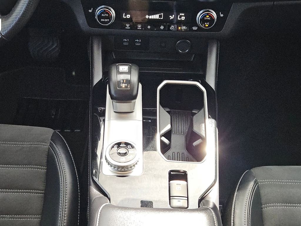 Used 2025 Mitsubishi Outlander SE AWD/4WD image 22