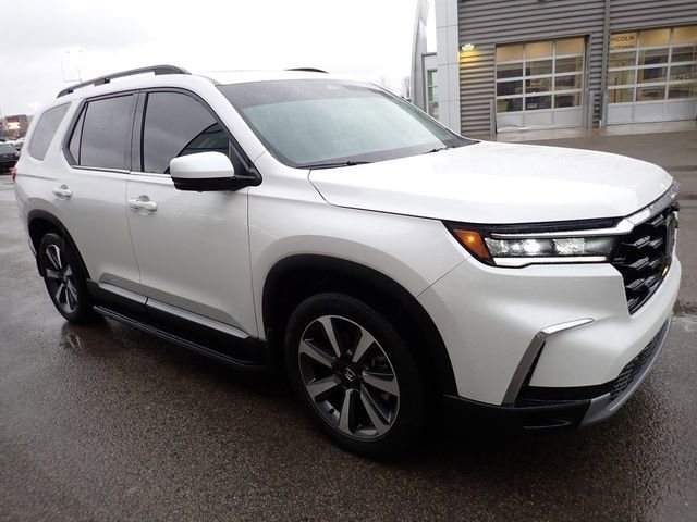 Used 2024 Honda Pilot Elite image 8