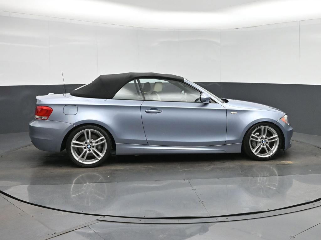 Used 2012 BMW 135i Convertible image 8