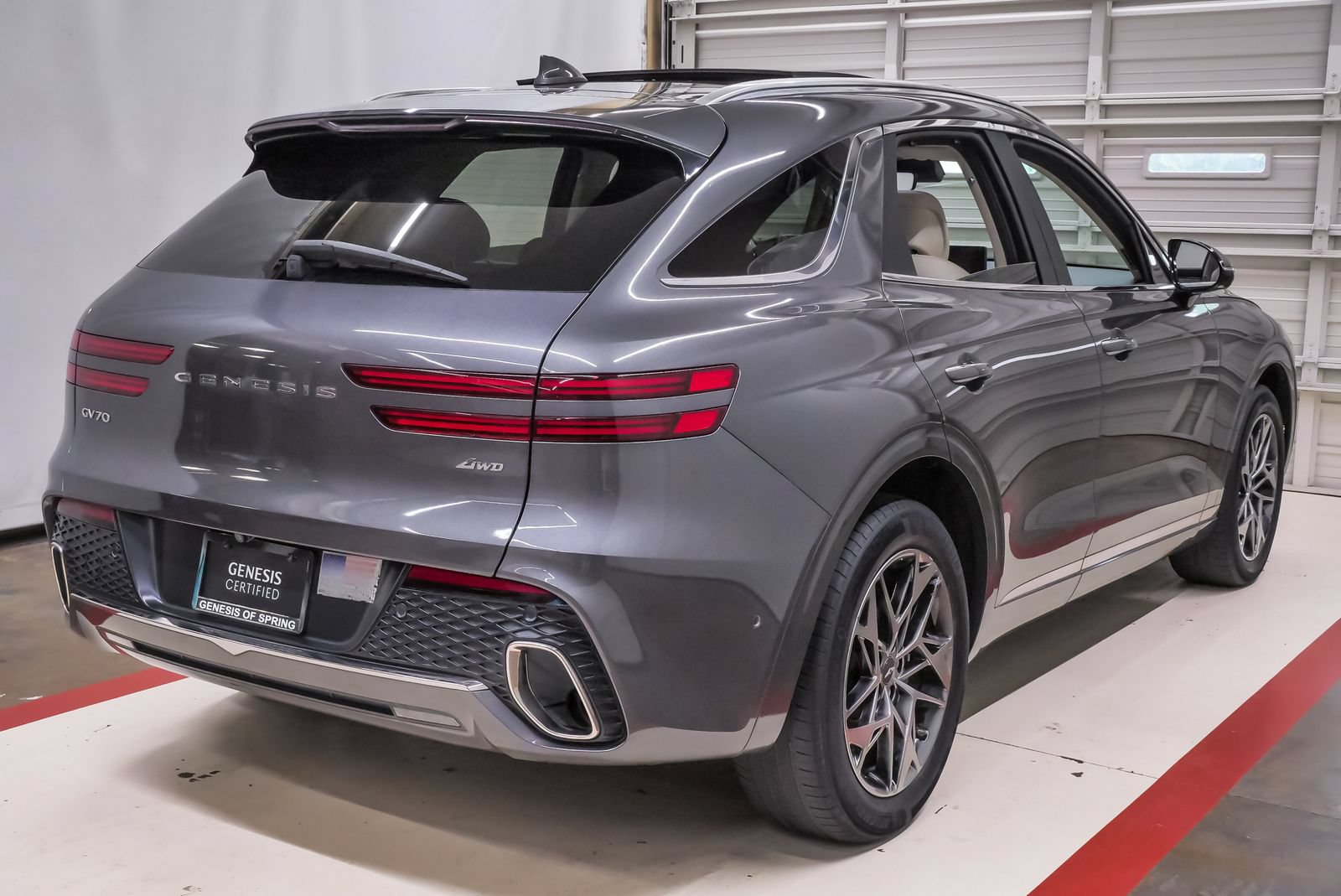 Certified 2022 Genesis GV70 2.5T w/ Advanced Package AWD/4WD image 6