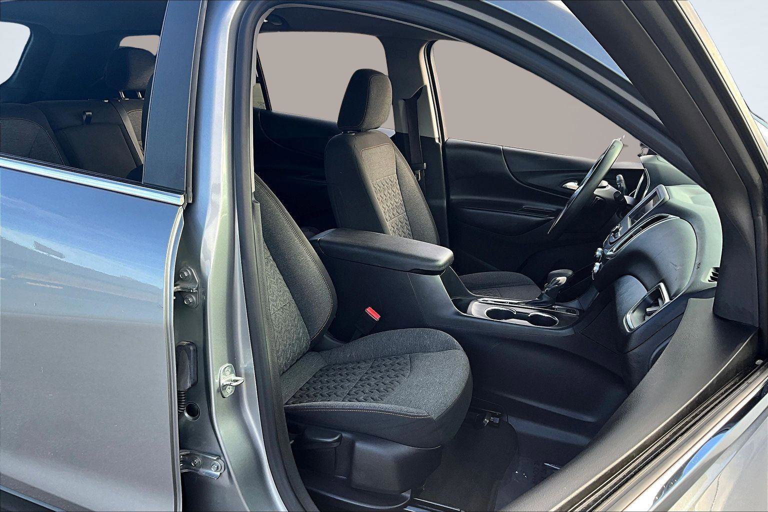Used 2023 Chevrolet Equinox LT image 7