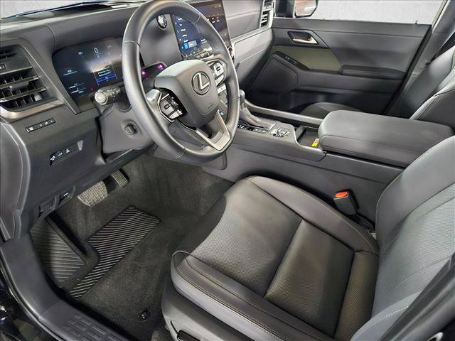 Used 2024 Lexus GX 550 AWD/4WD image 9