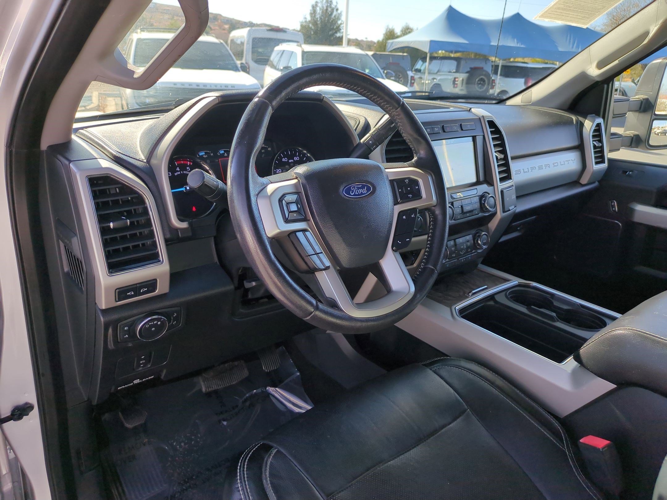 Used 2019 Ford F250 Lariat w/ Lariat Value Package image 12