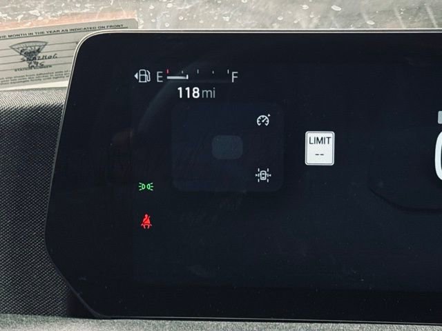 Used 2025 Ford Expedition Active image 37