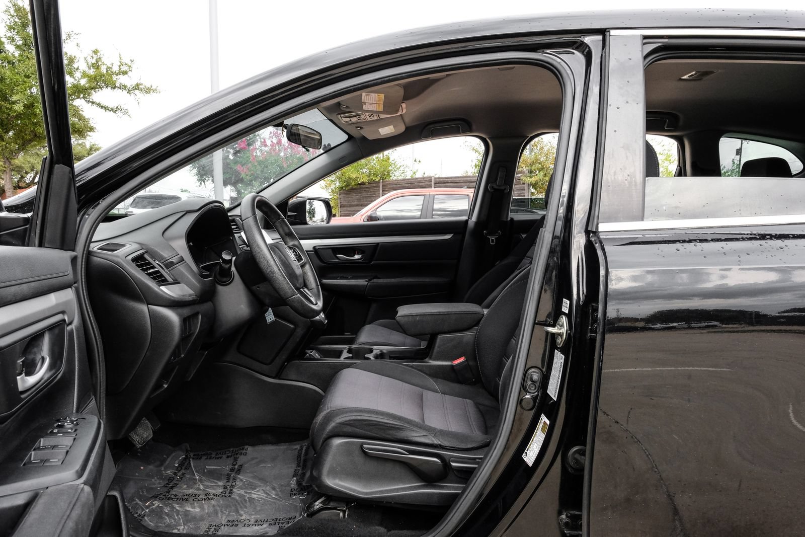Used 2019 Honda CR-V LX image 4