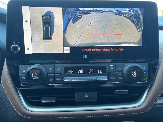 Used 2024 Toyota Grand Highlander AWD image 38