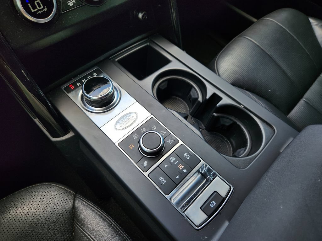 Used 2020 Land Rover Discovery SE AWD/4WD image 19