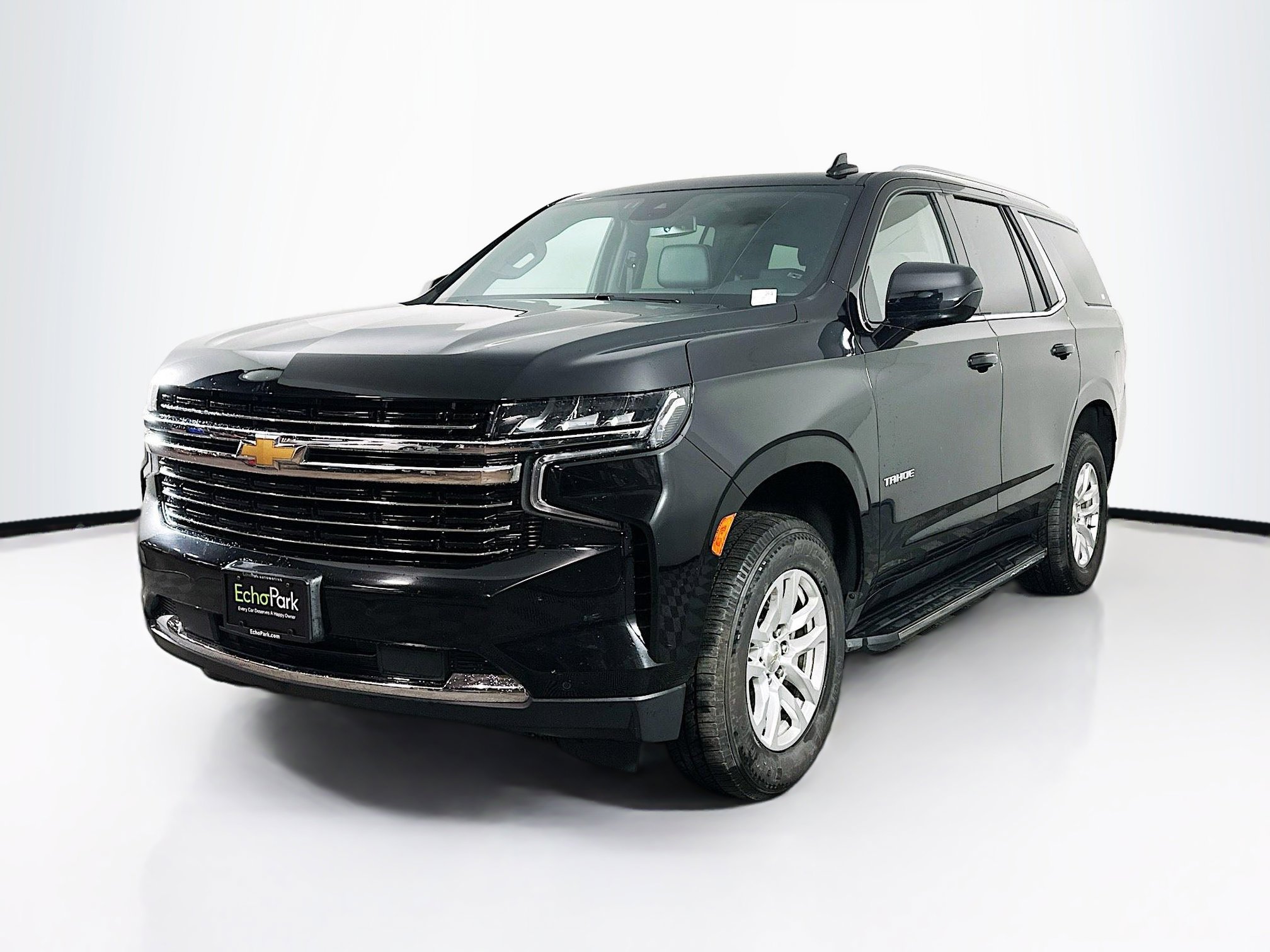 Used 2024 Chevrolet Tahoe LT image 3