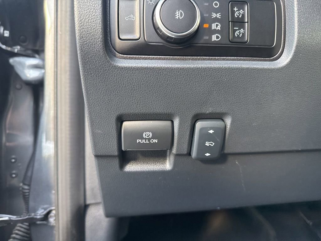 Certified 2024 Ford F350 Platinum image 29