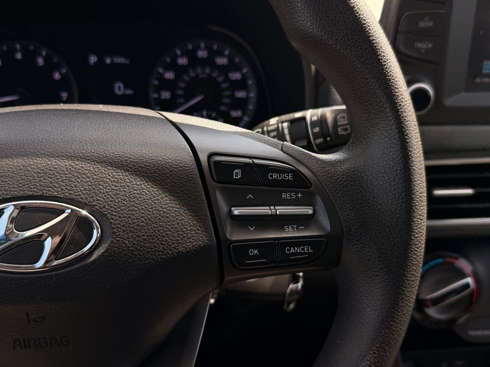 Used 2020 Hyundai Kona SE AWD/4WD image 27
