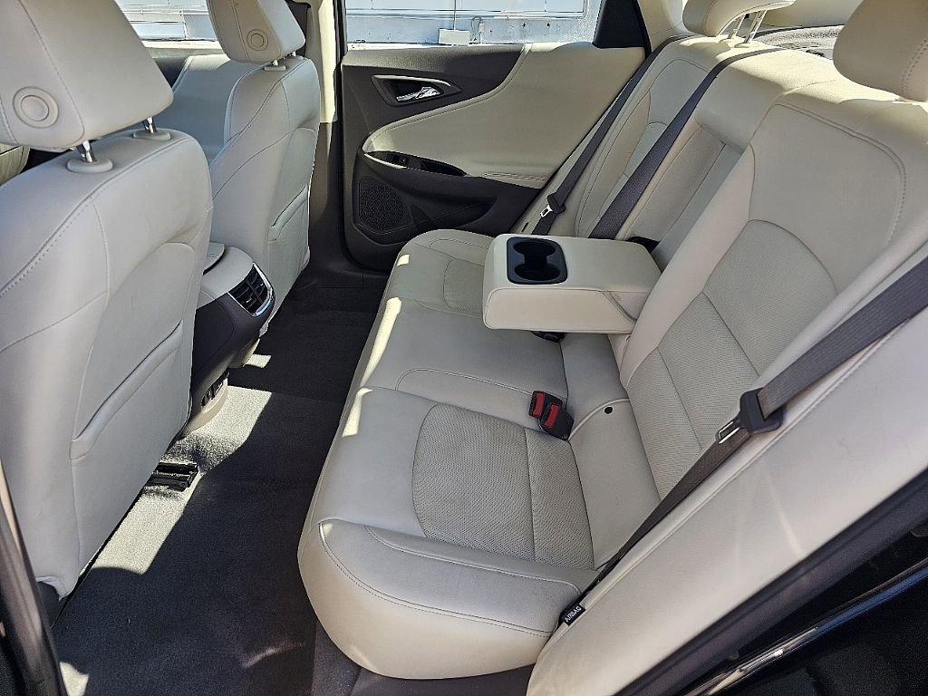 Used 2024 Chevrolet Malibu LT image 22