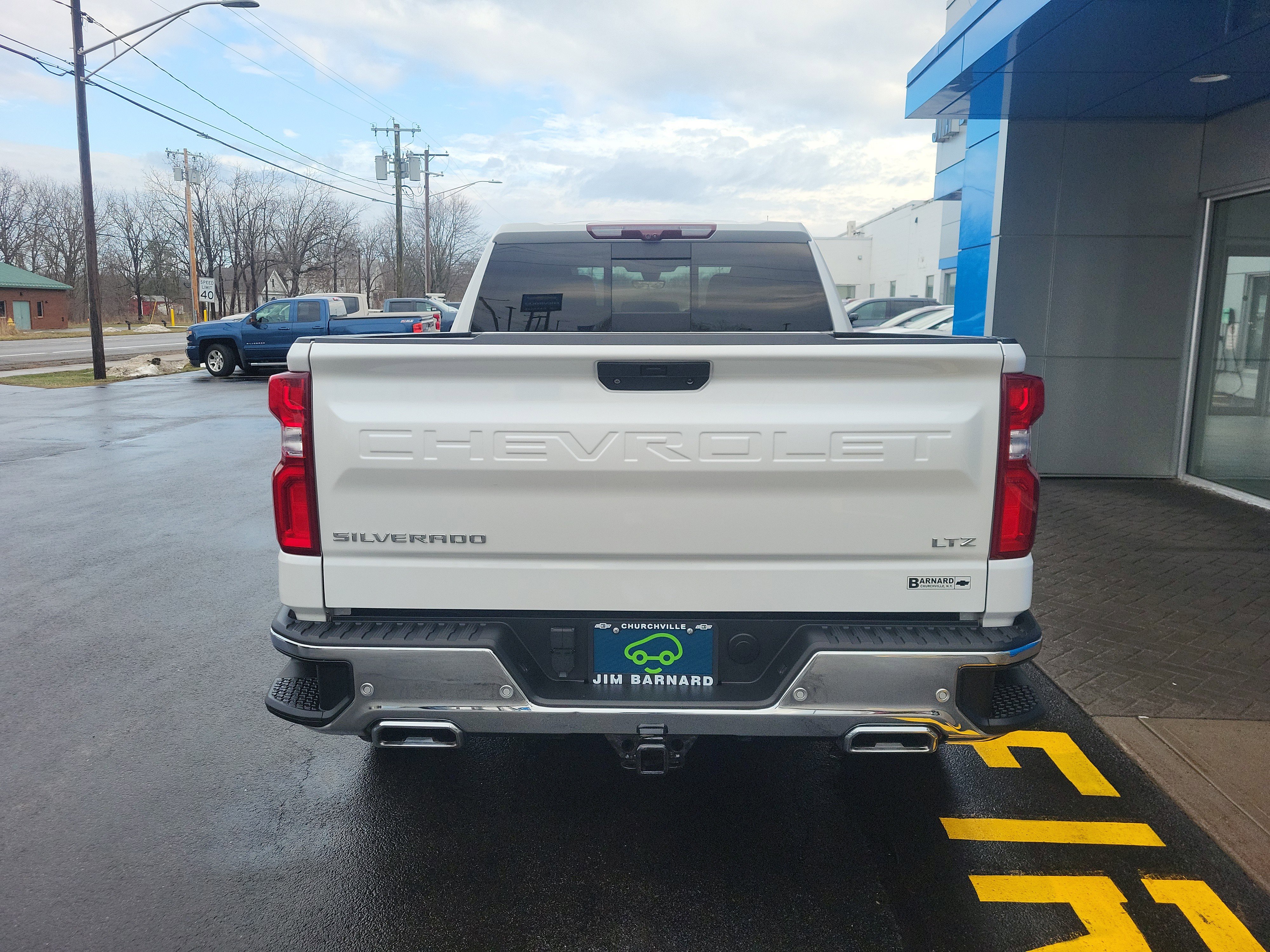 Certified 2021 Chevrolet Silverado 1500 LTZ w/ Technology Package image 9