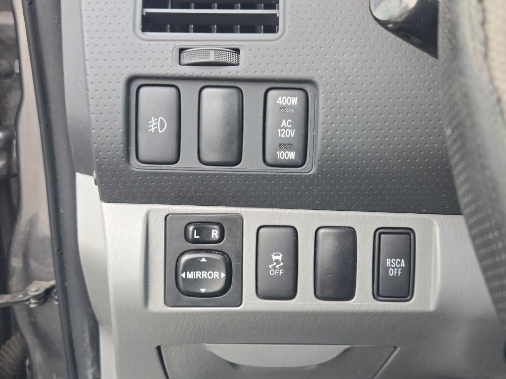 Used 2014 Toyota Tacoma 4x4 Double Cab image 29