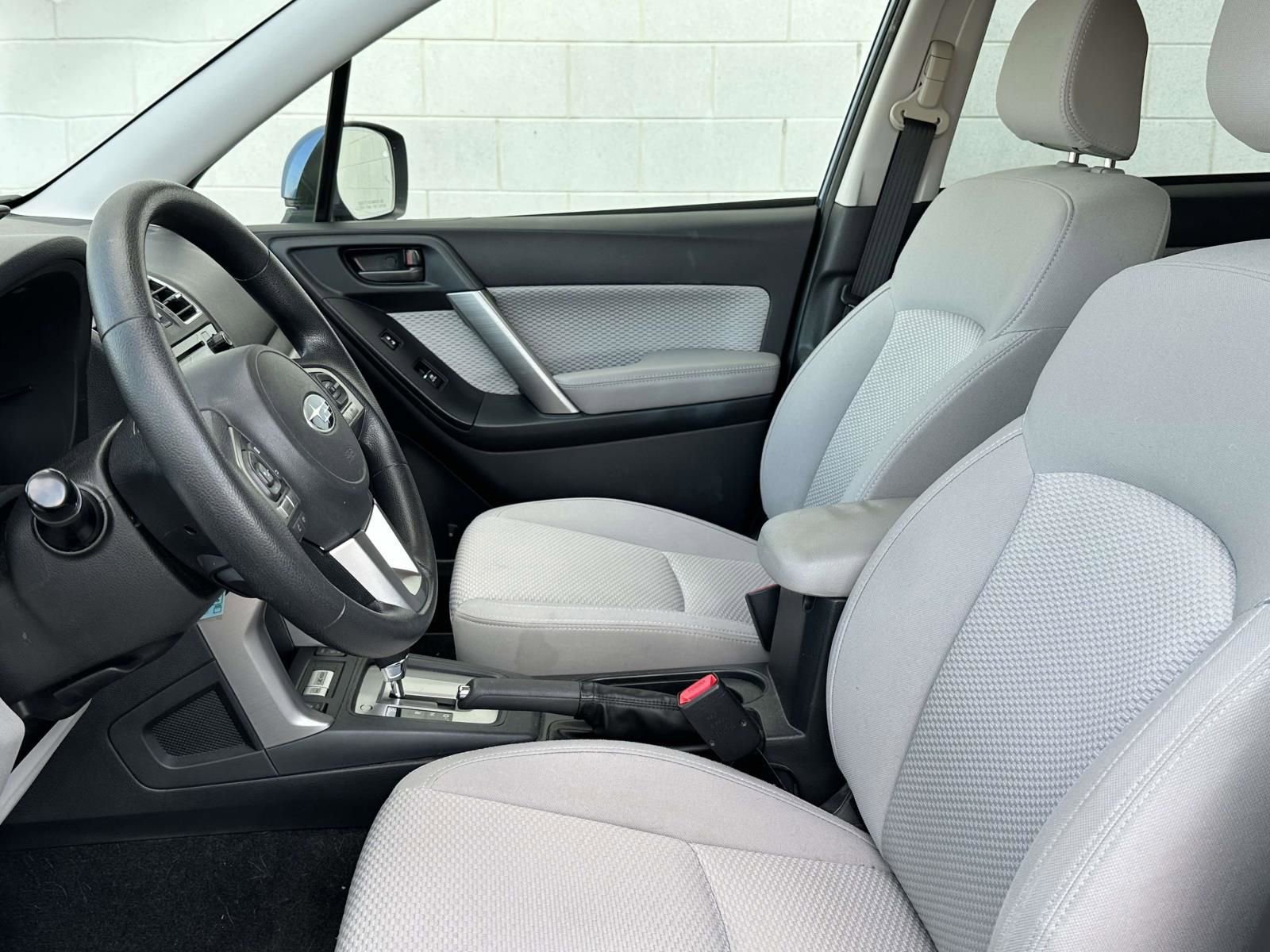 Used 2017 Subaru Forester 2.5i Premium image 8