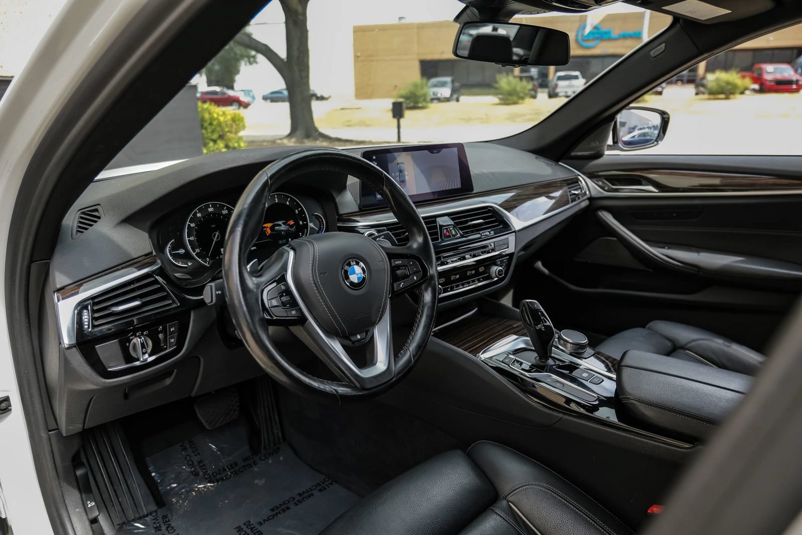 Used 2019 BMW 540i xDrive AWD/4WD image 2