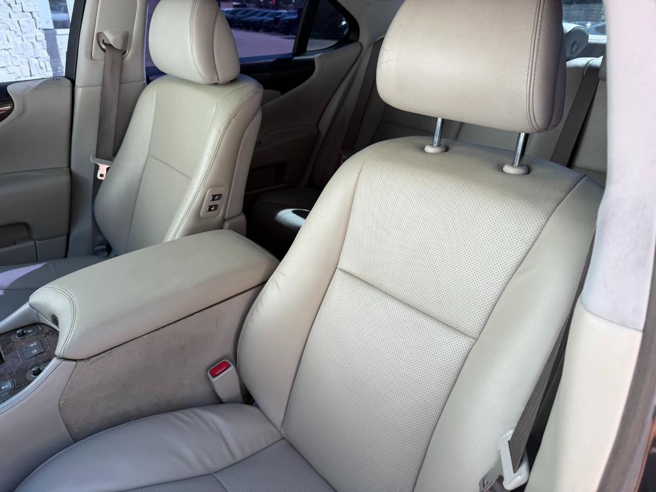 Used 2008 Lexus LS 460 image 22