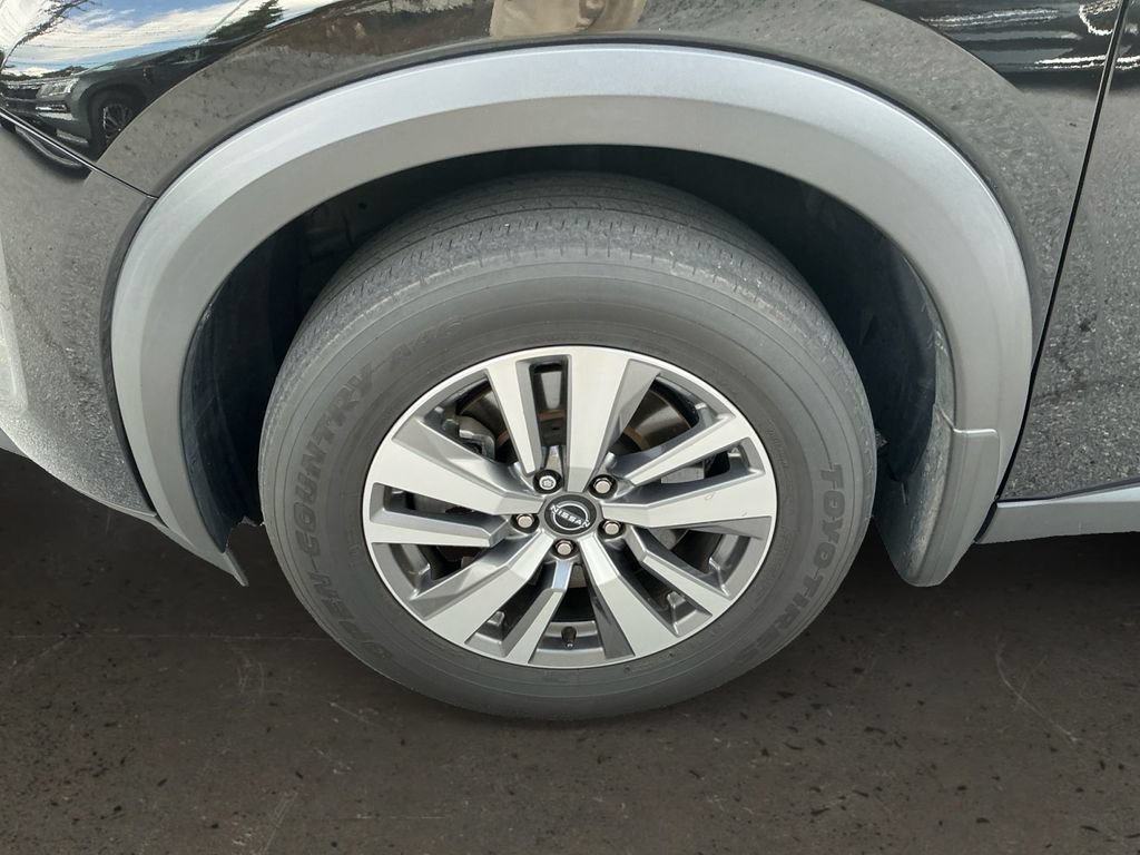 Used 2023 Nissan Pathfinder SL AWD/4WD image 10