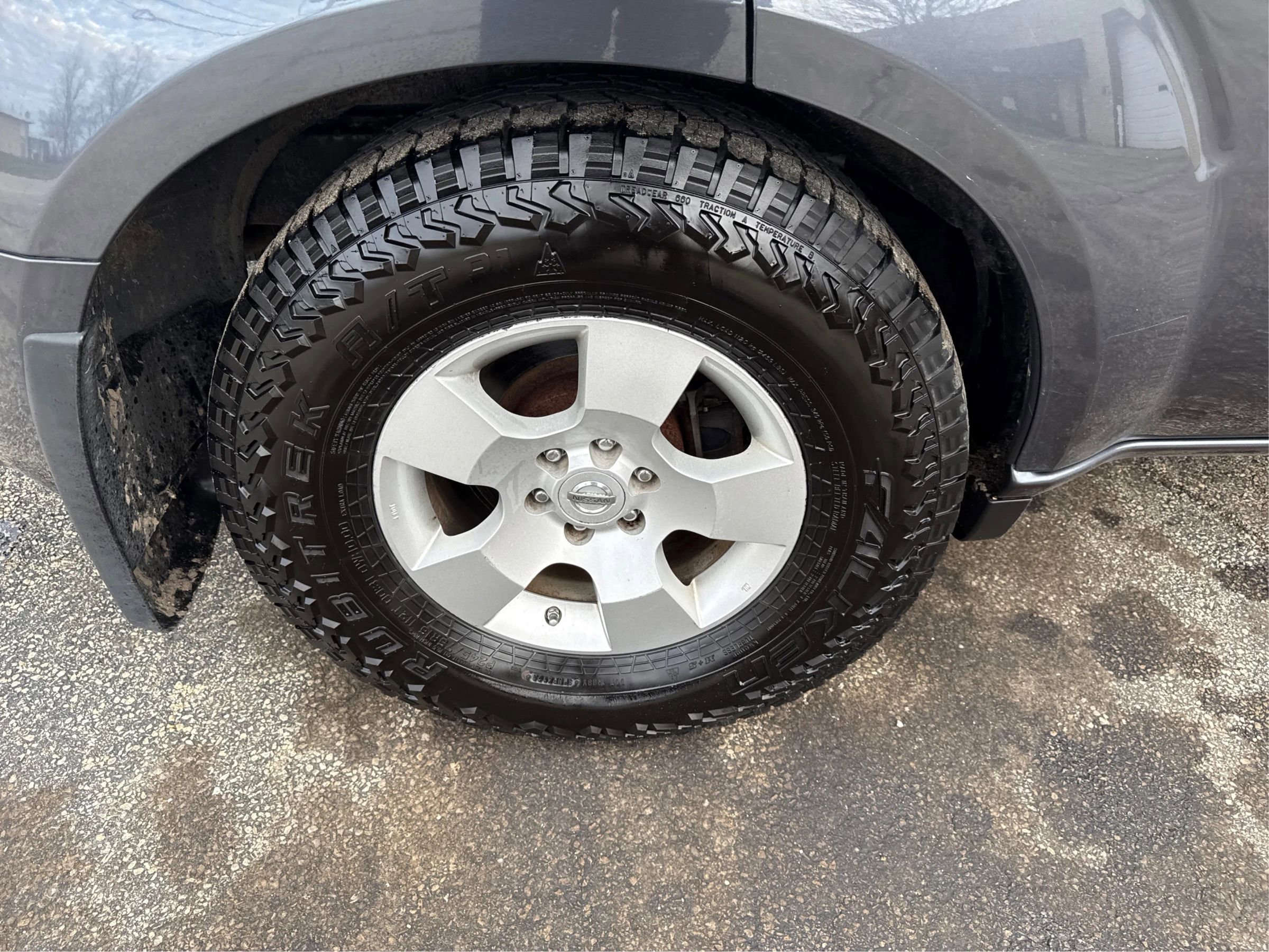Used 2011 Nissan Pathfinder S image 14