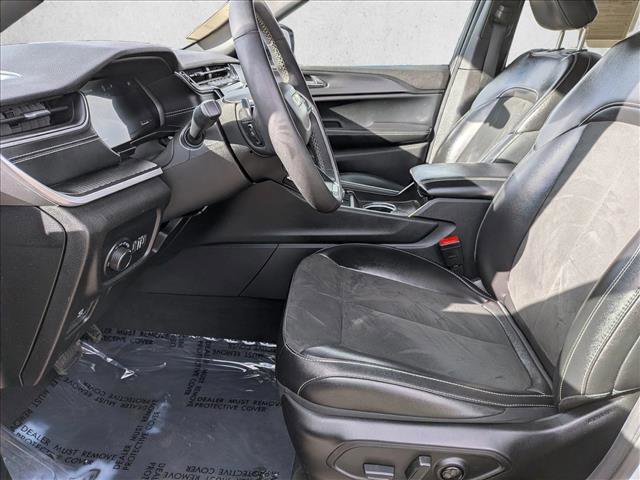 Used 2024 Jeep Grand Cherokee L Laredo image 11