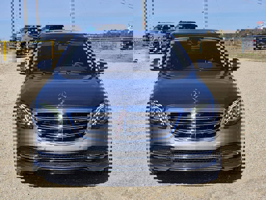 Used 2018 Mercedes-Benz S 450 Sedan image 3