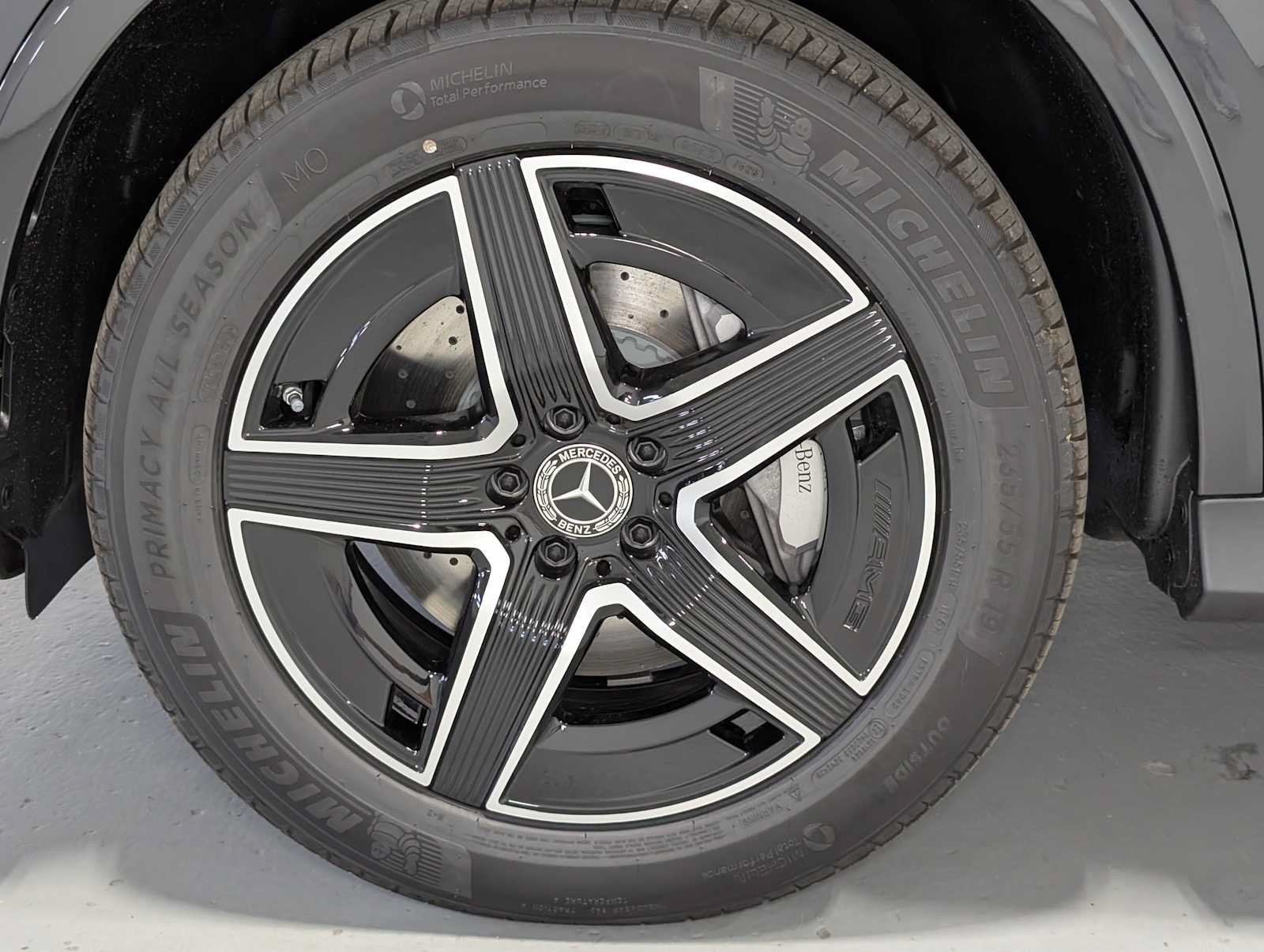 New 2026 Mercedes-Benz GLC 300 4MATIC image 3