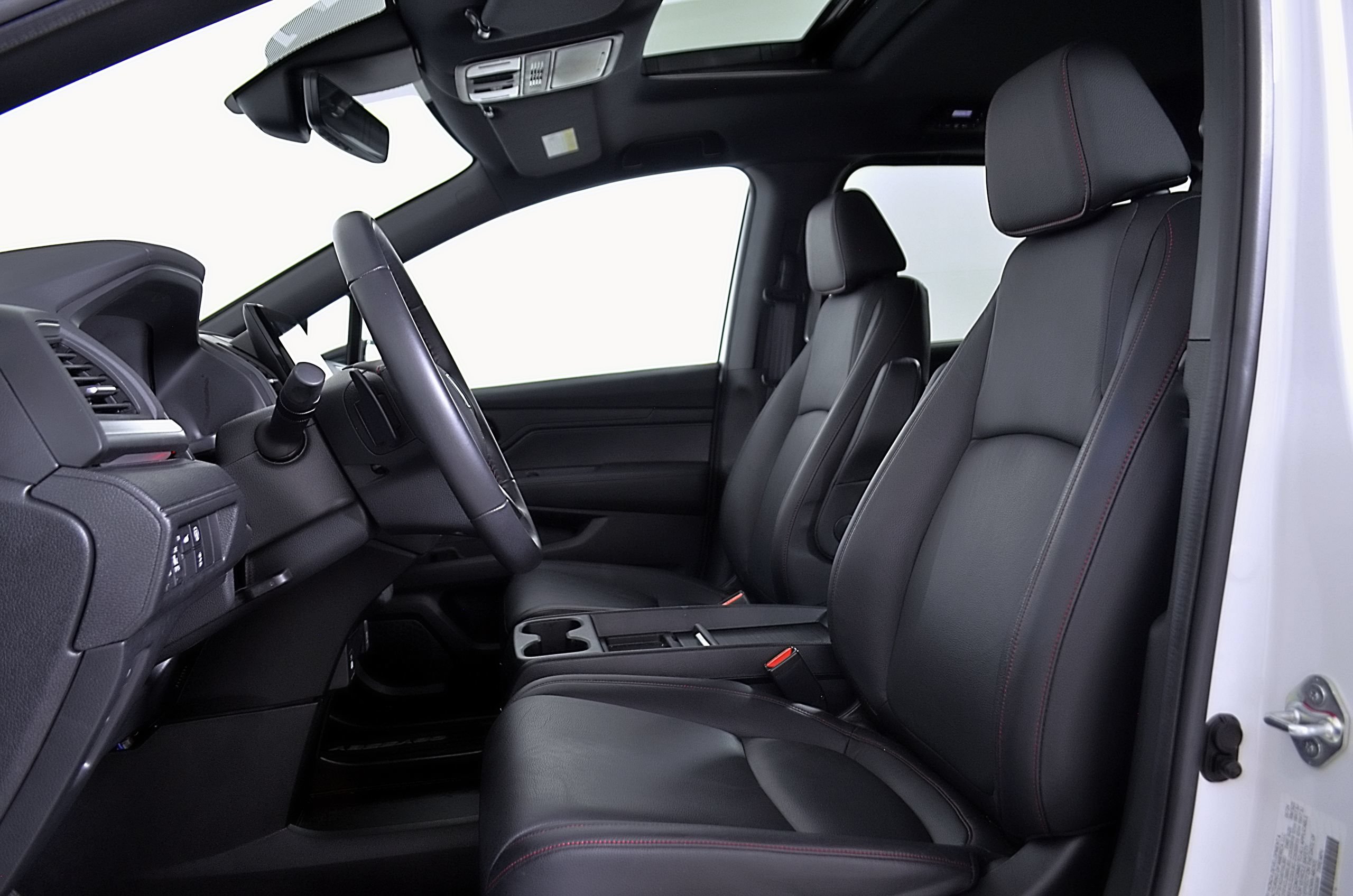 Used 2024 Honda Odyssey Sport image 15