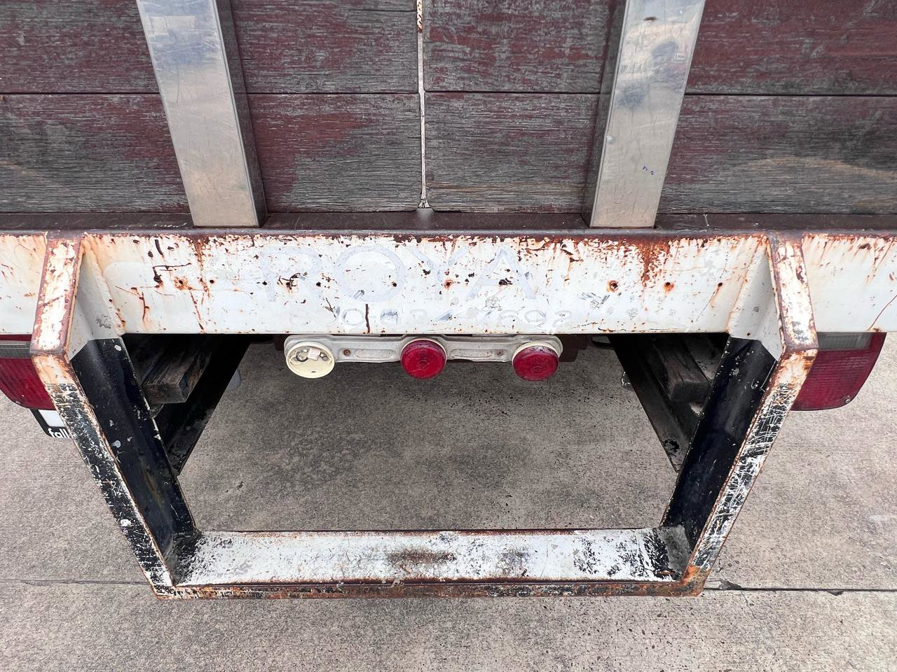 Used 2001 Ford F350 XL image 34