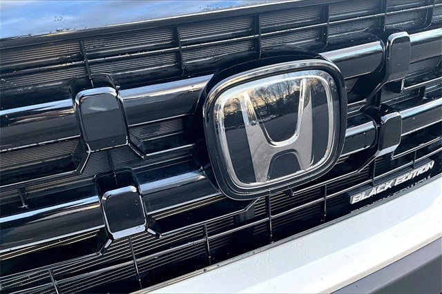 Certified 2024 Honda Ridgeline Black Edition image 32