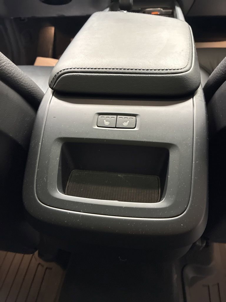 Used 2023 Volvo XC60 B5 Plus w/ Climate Package AWD/4WD image 31
