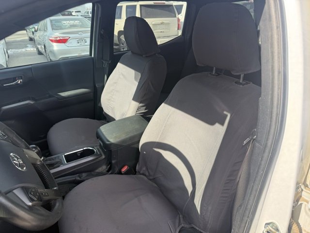 Used 2019 Toyota Tacoma TRD Off-Road image 6