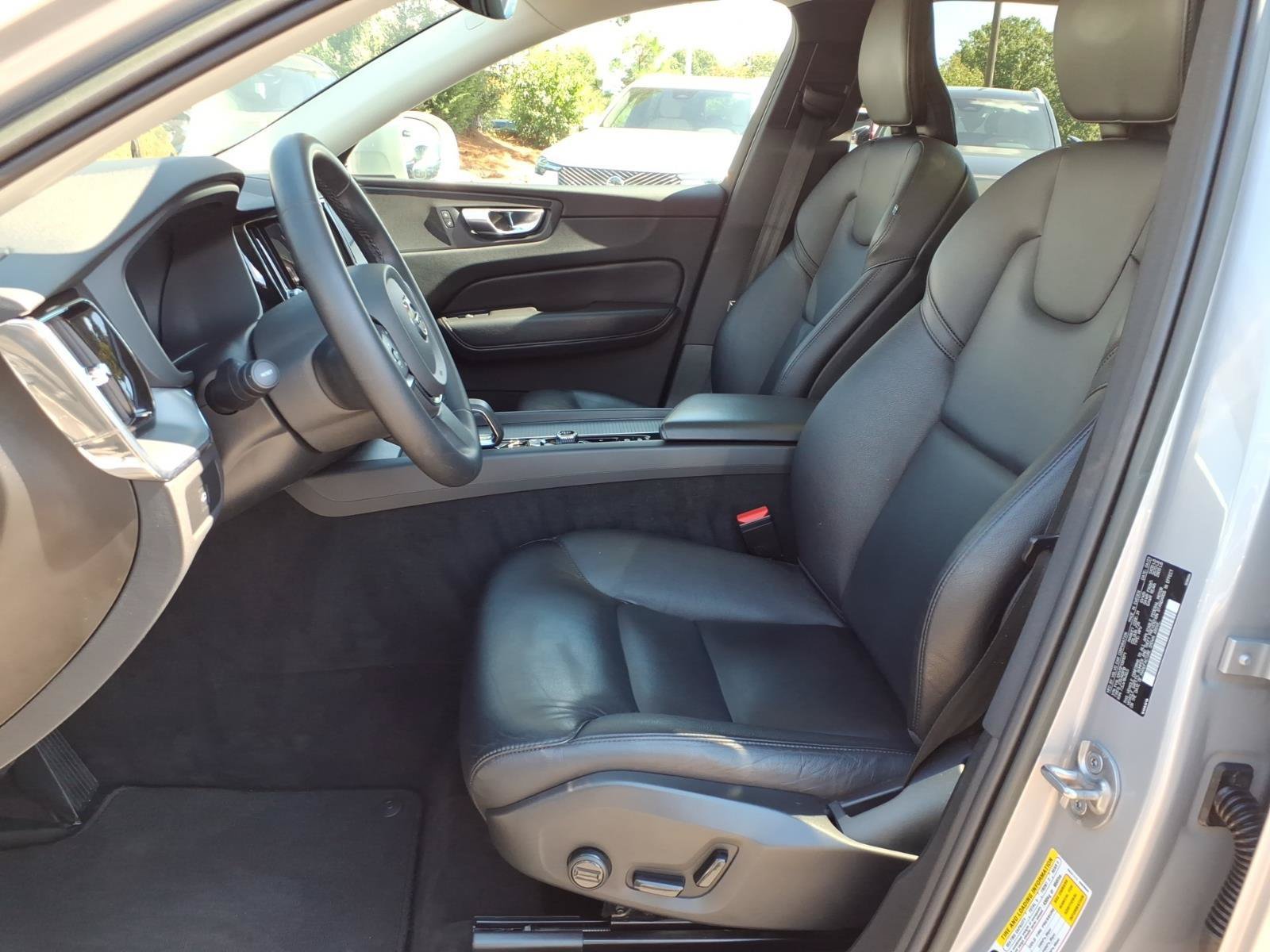 Certified 2023 Volvo XC60 B5 Core w/ Climate Package AWD/4WD image 20