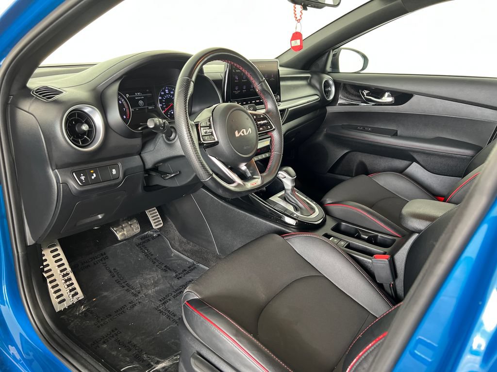 Used 2022 Kia Forte GT w/ GT Technology Package FWD image 19