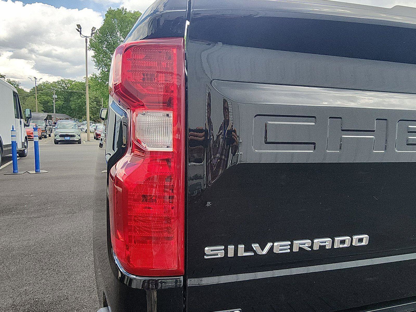 New 2026 Chevrolet Silverado 1500 LT w/ All Star Edition Plus AWD/4WD image 13