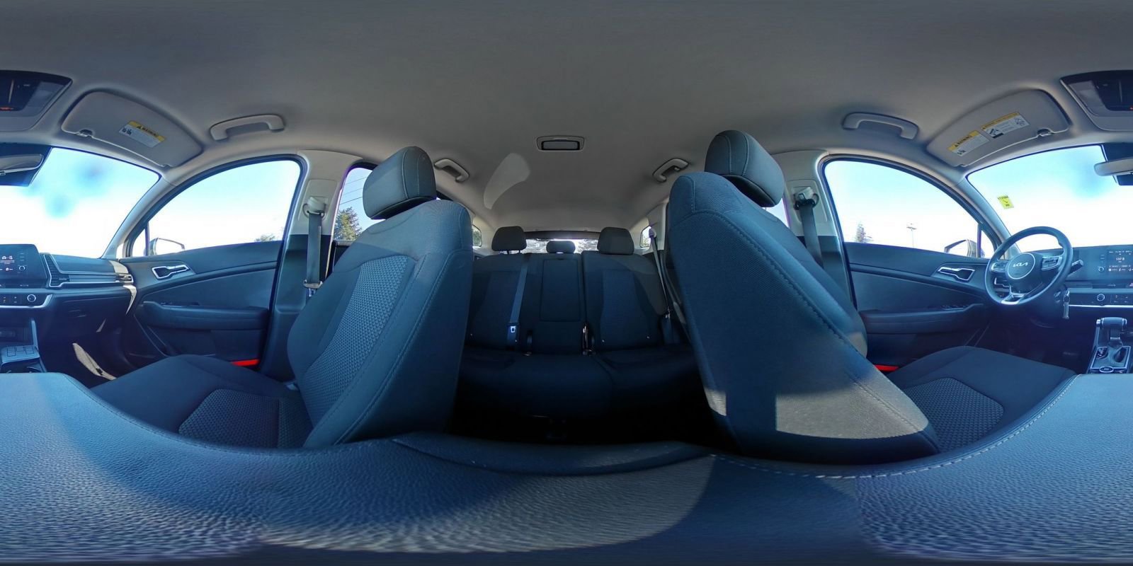 Used 2025 Kia Sportage LX image 41