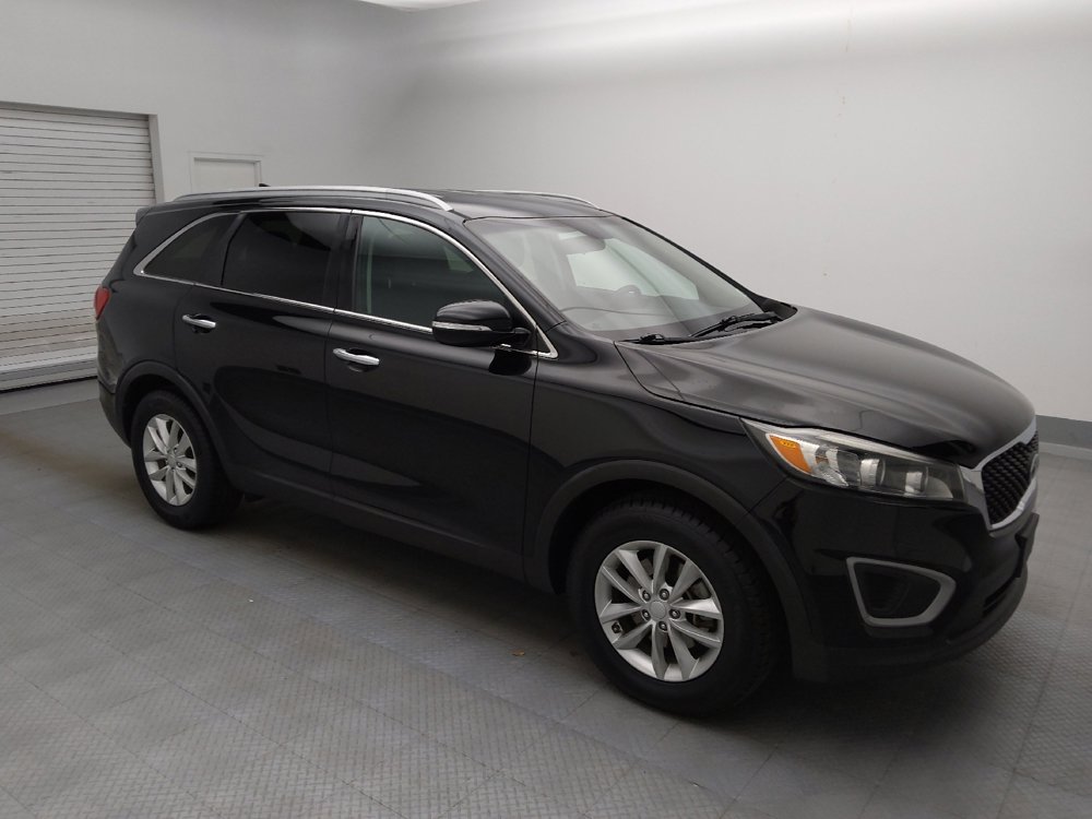 Used 2016 Kia Sorento FWD image 11