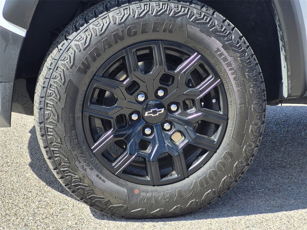 Certified 2024 Chevrolet Colorado Trail Boss w/ Advanced Trailering Package image 7