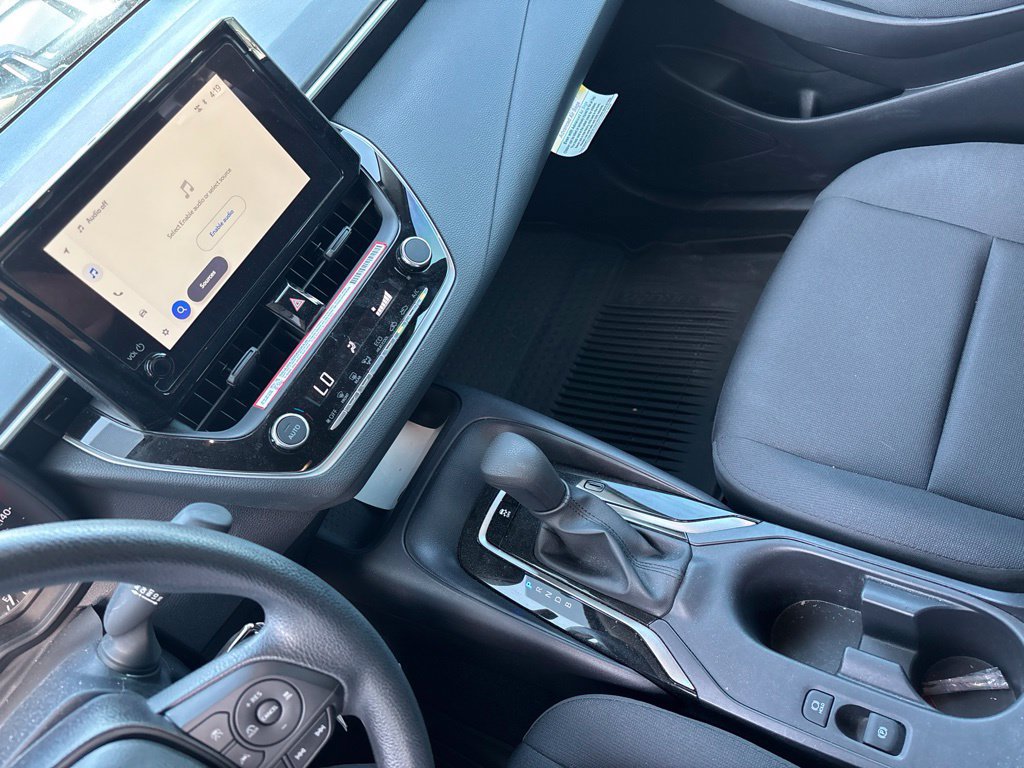 Used 2025 Toyota Corolla LE FWD image 20