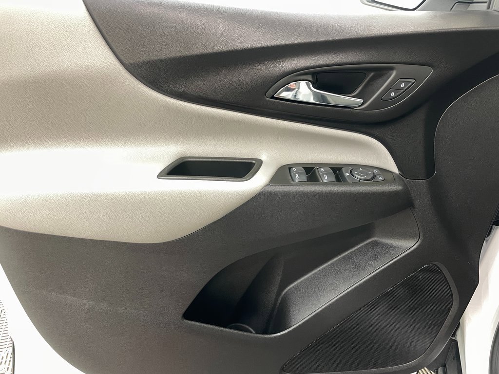 Certified 2024 Chevrolet Equinox LS w/ LS Convenience Package image 22