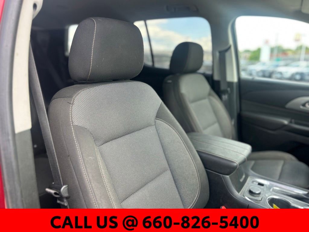 Used 2020 Chevrolet Traverse LT FWD image 5