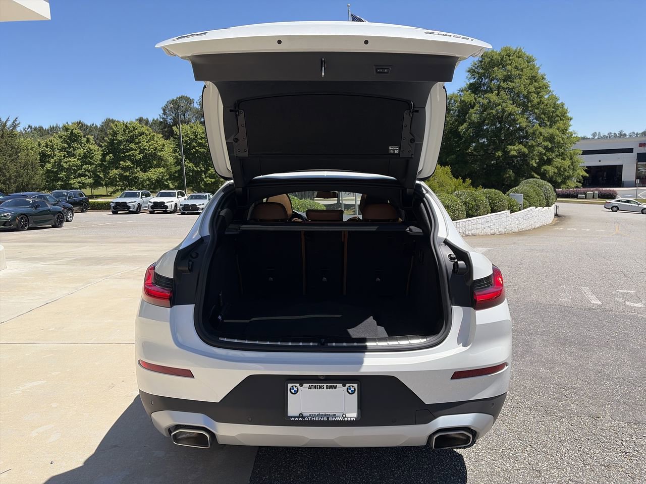 Used 2025 BMW X4 xDrive30i AWD/4WD image 33