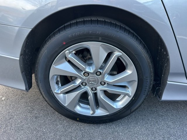 Used 2020 Honda Accord LX image 29