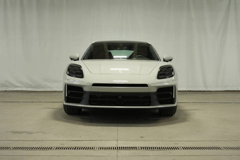 New 2026 Porsche Panamera 4 AWD/4WD image 10