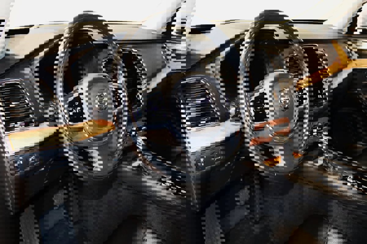 Used 2022 Volvo XC90 T6 Momentum w/ Advanced Package image 33