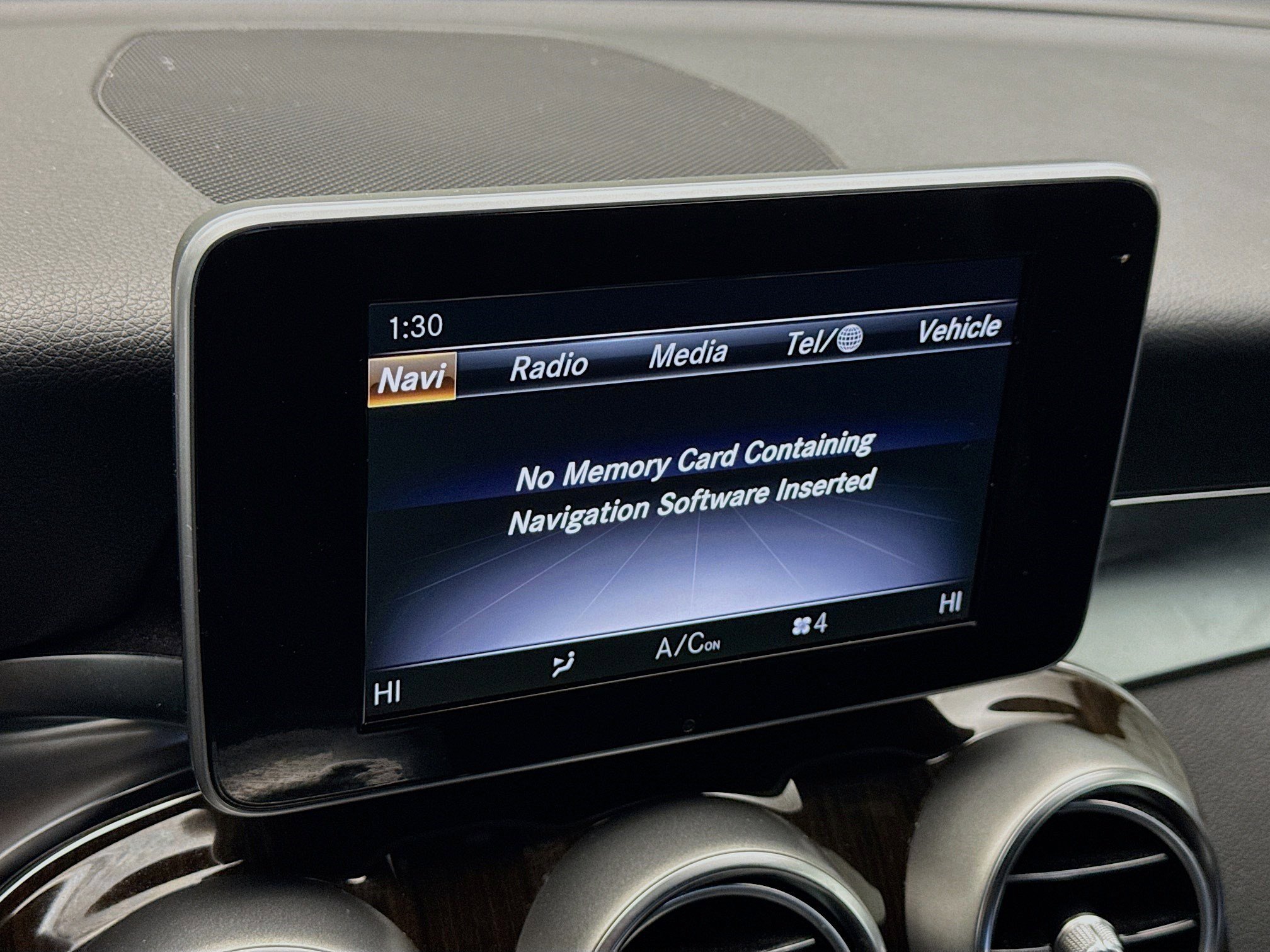 Used 2019 Mercedes-Benz GLC 350e 4MATIC image 10