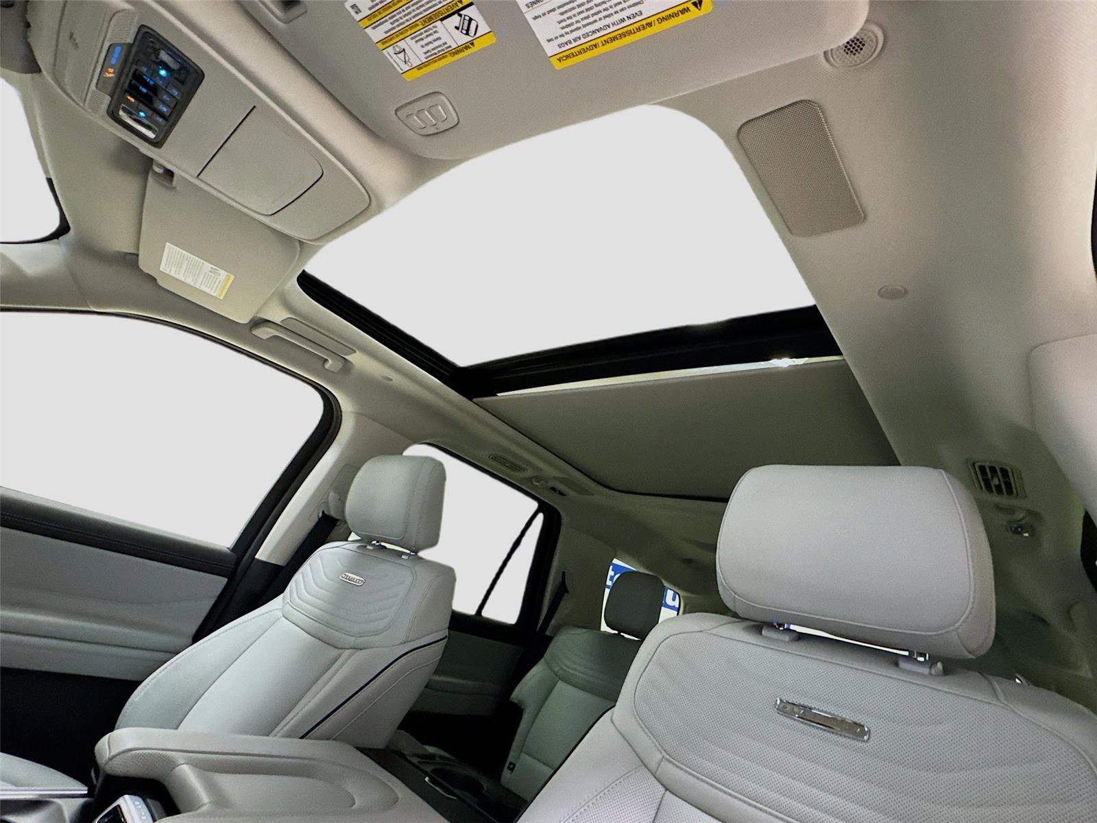 New 2025 Ford Expedition Platinum w/ Platinum Ultimate Package image 22