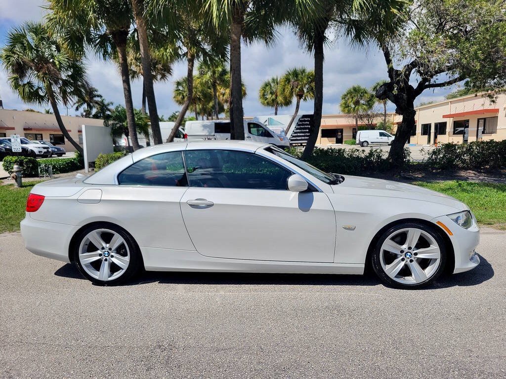 Used 2011 BMW 328i Convertible w/ Premium Pkg RWD image 9