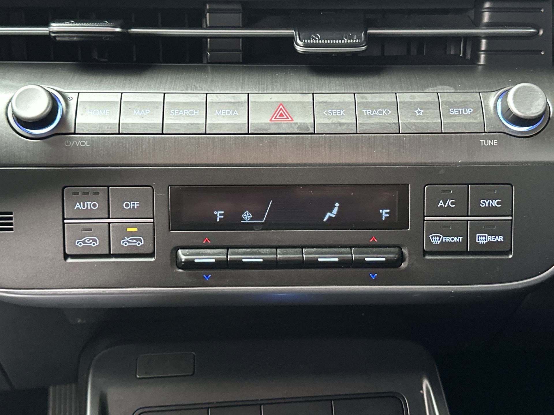 Used 2025 Hyundai Kona SEL image 16