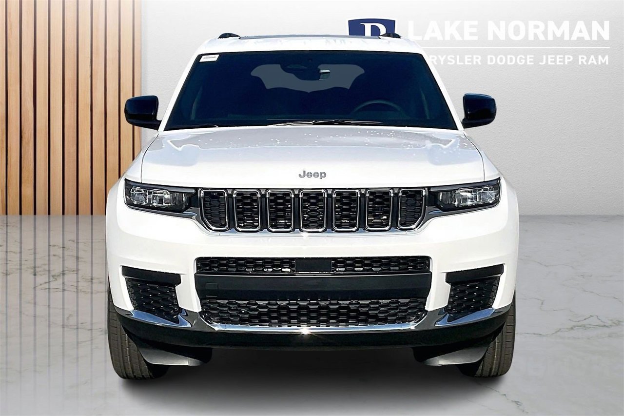 New 2025 Jeep Grand Cherokee L Laredo w/ Luxury Tech Group I image 3