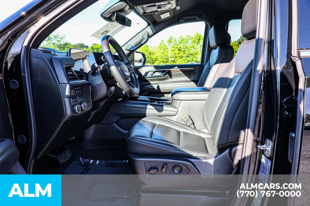 Used 2025 Chevrolet Tahoe LT AWD/4WD image 17