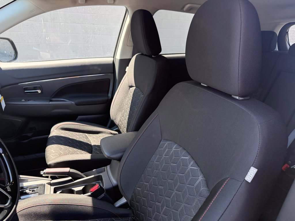 New 2026 Mitsubishi Outlander Sport LE AWD/4WD image 21